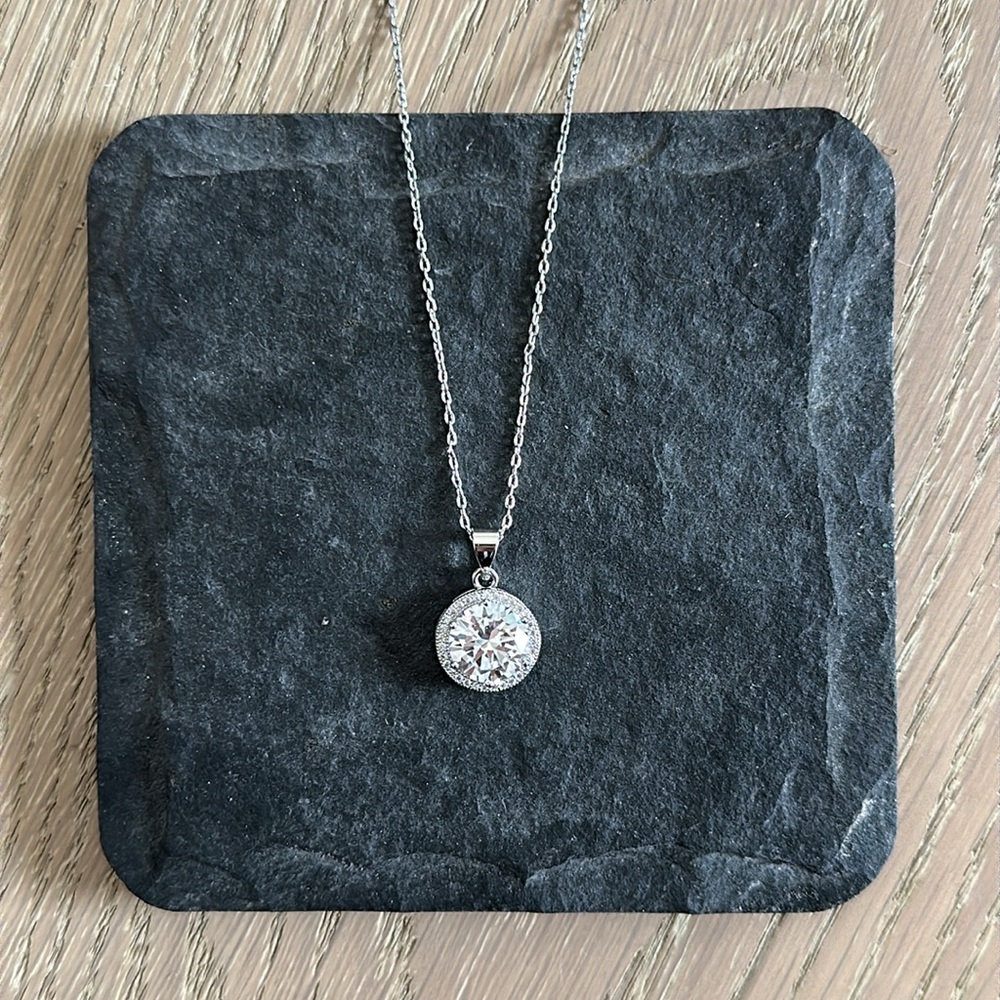 Cate & Chloe Mariah 18k White Gold Plated Halo Pendant Necklace - Picture 3 of 5